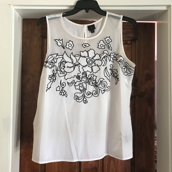 Worthington Tops - Pretty dress shirt